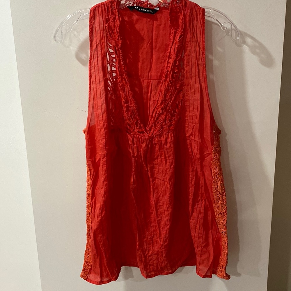 KAS NEW YORK light cotton cut work lace inserts pleated racer back M